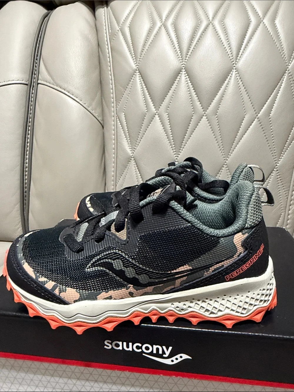 Saucony PEREGRINE11 Kids Black and Coral Trail Sneakers